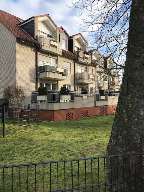 EIN ZUHAUSE, das nach Urlaub schmeckt-WOHNUNG MIT 35 m2 WOHLFUEHLTERRASSE, 59457 Werl