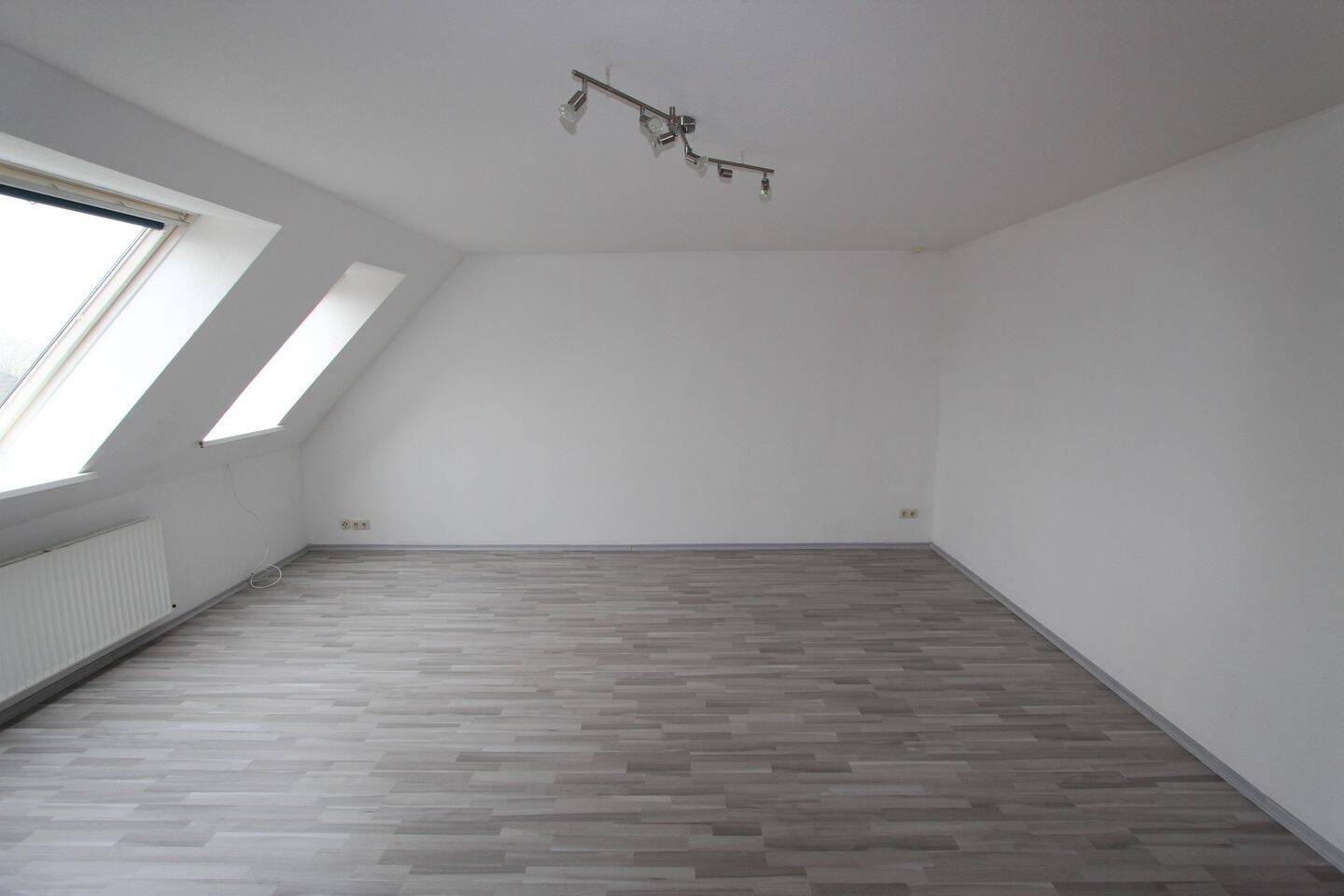 gemütliche1 Zimmer Wohnung mit Küche, 27337 Blender