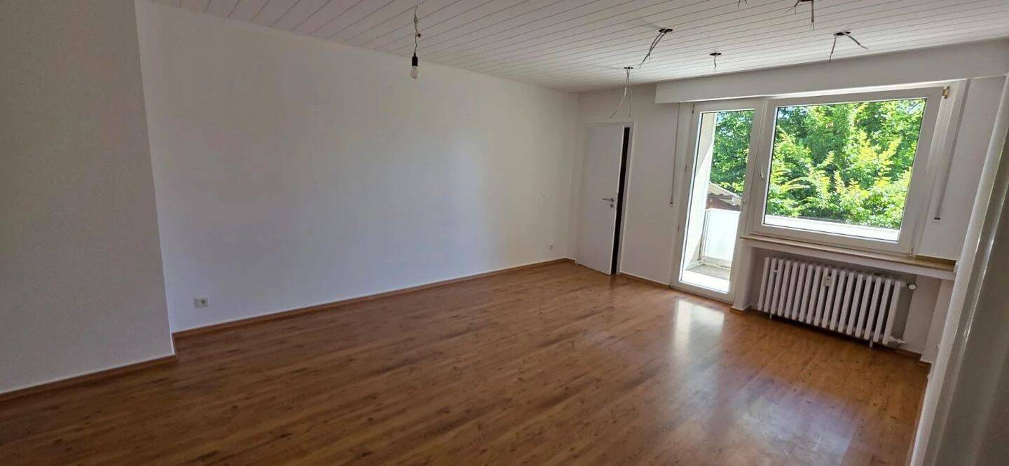 Renovierte 3-Zimmer-Wohnung mit  Parkplatz!, 51061 Köln (Mülheim Dünnwald Flittard Höhenhaus Stammheim)