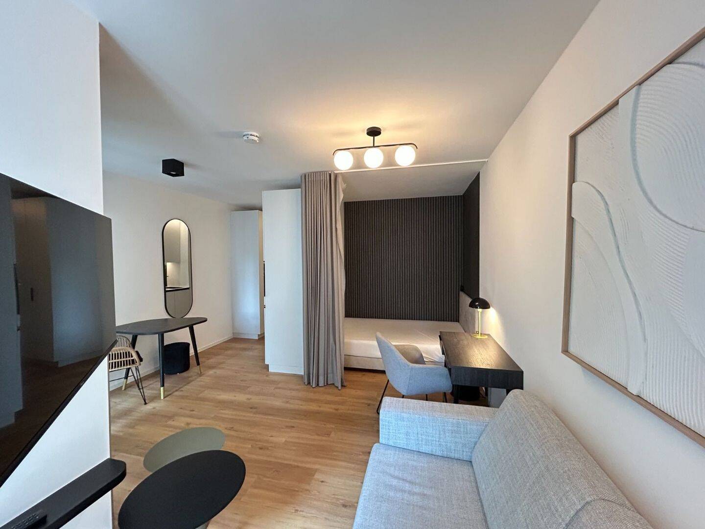 Vollmöbliertes Design-Apartment inkl. Einbauküche und Loggia | kurzfristig verfügbar, 13507 Berlin (Reinickendorf Kolonie Am Fließ Kolonie Am Waldessaum Tegel)