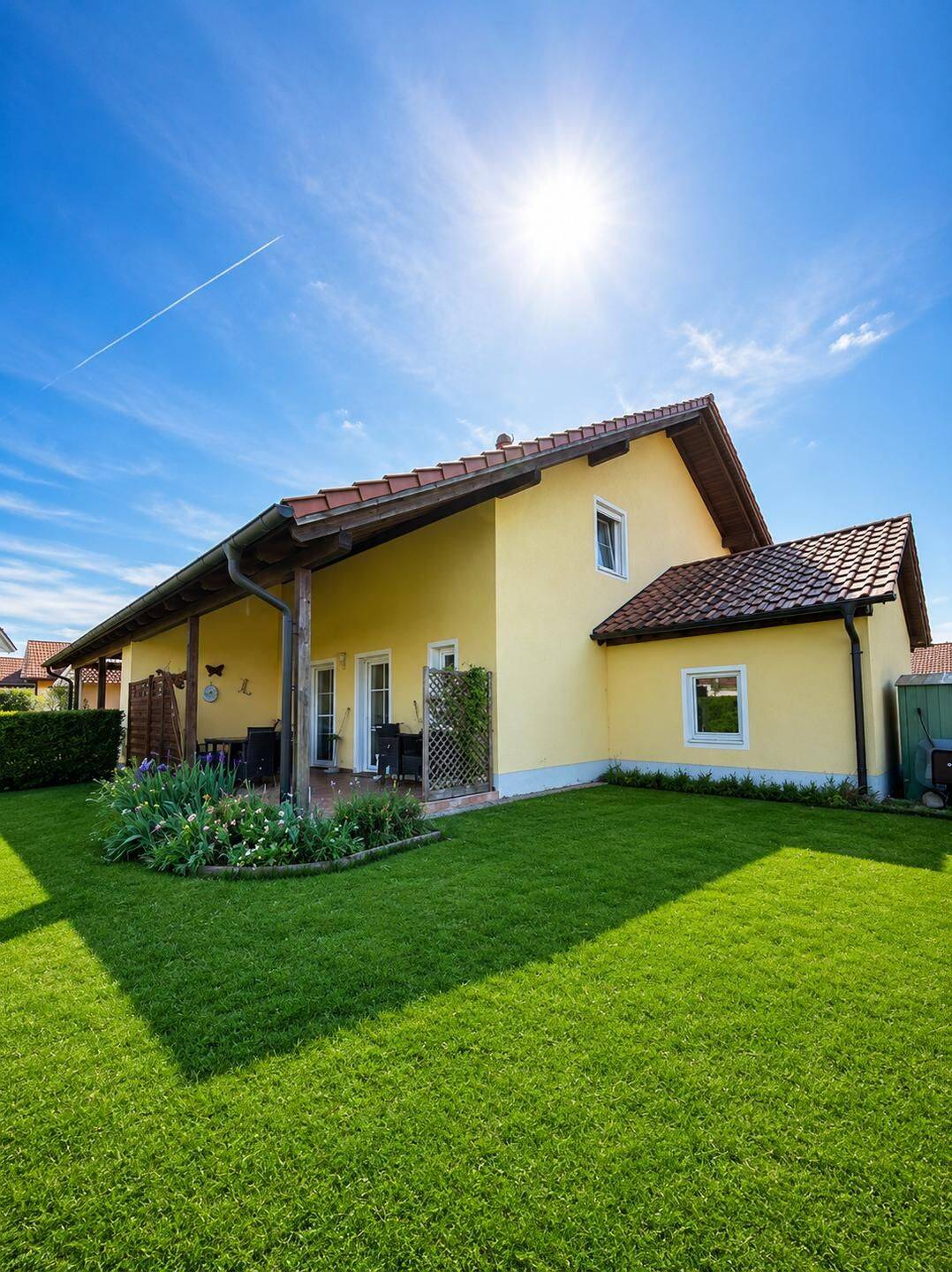 Gepflegte vermietete Doppelhaushälfte mit Garten, Terrasse, Garage & Keller!, 94550 Künzing