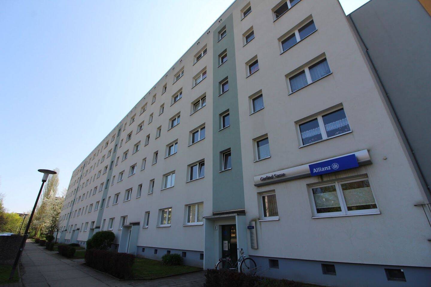 * 1.Geschoss * Südpark * gepflegte Lage *, 6124 Halle (Saale) (Saaleaue Südliche Neustadt Westliche Neustadt)