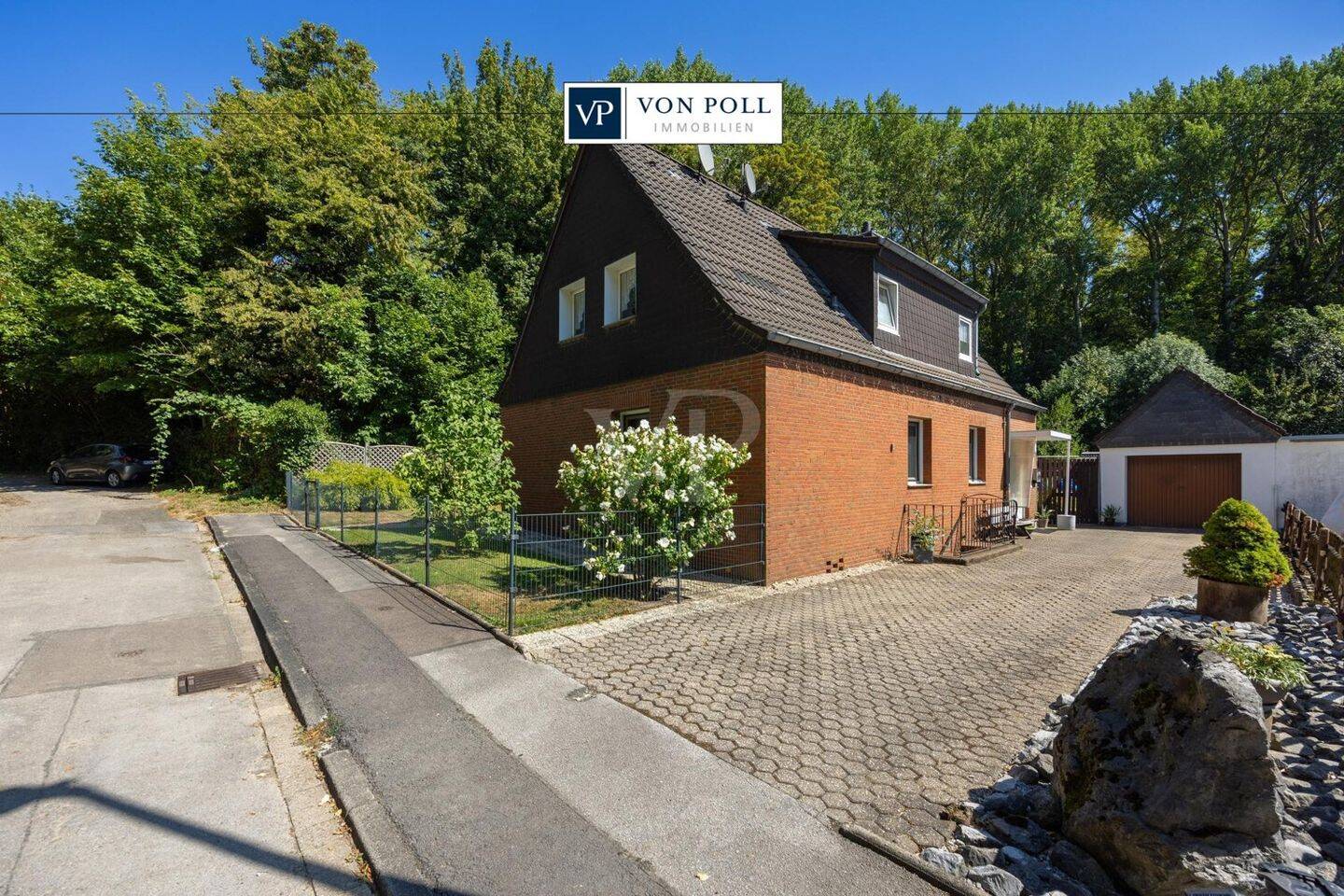 Wohnen am Waldrand: Großzügiges Zuhause mit Pool und flexibler Nutzung, 42489 Wülfrath