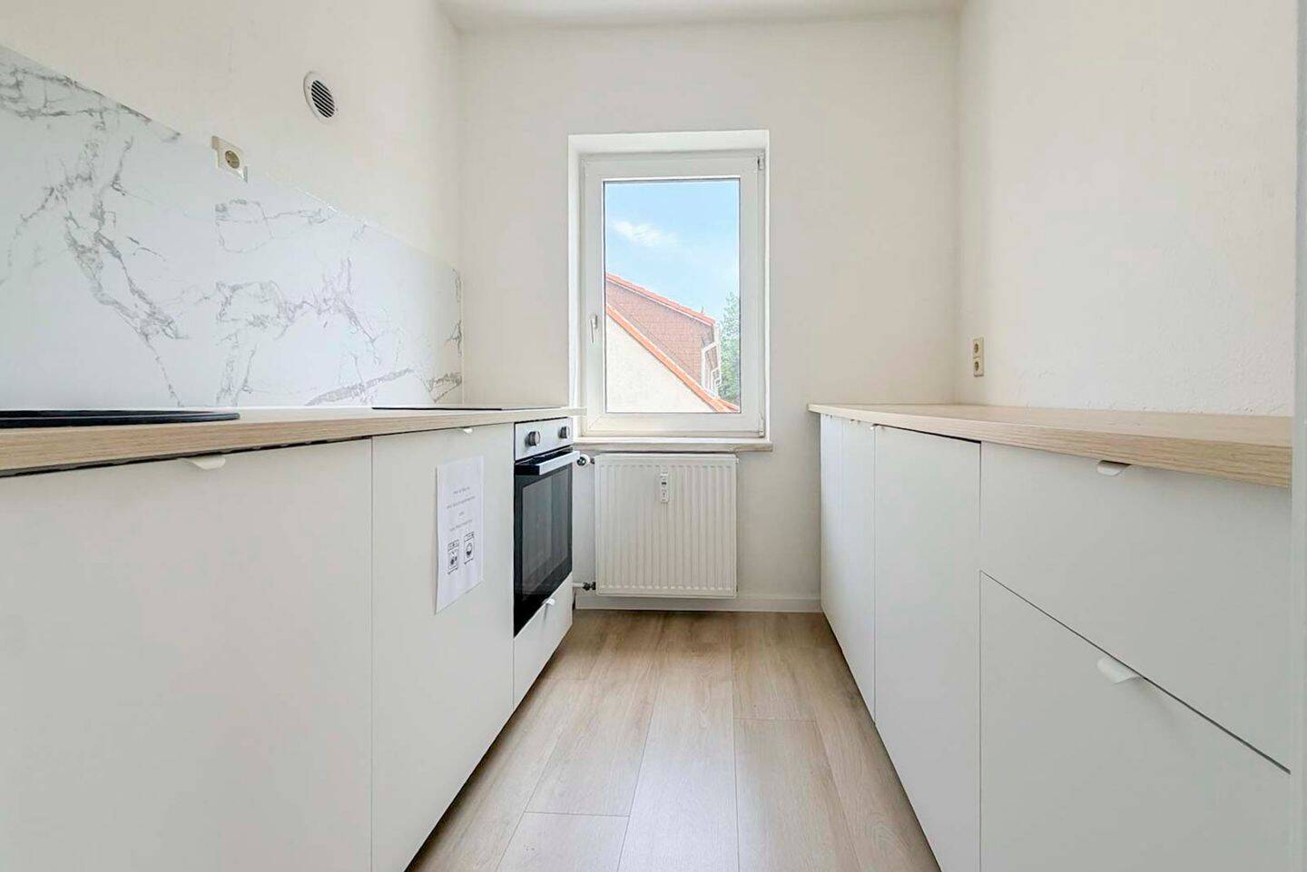 *Modernisiert & bezugsfrei* Wohnung mit EBK & SP, 9117 Chemnitz (Rabenstein Reichenbrand Rottluff Siegmar)