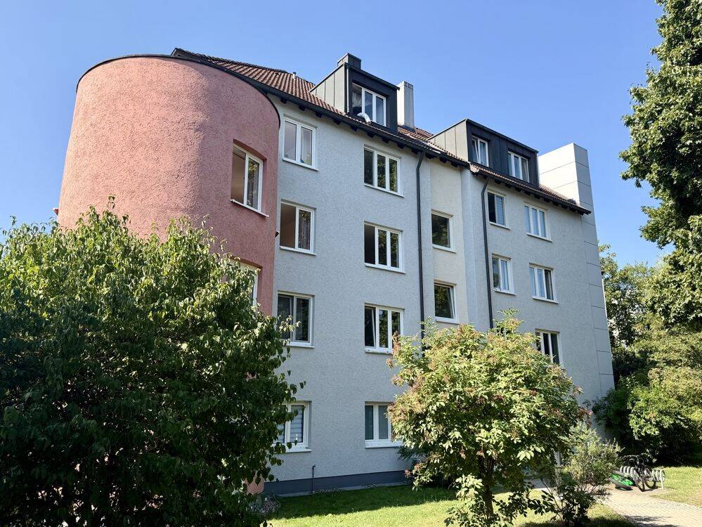 Sehr gepflegte 2-Zimmer-Eigentumswohnung mit Einbauküche, modernisiertem Bad und TG-Stellplatz – sofort frei!, 95445 Bayreuth