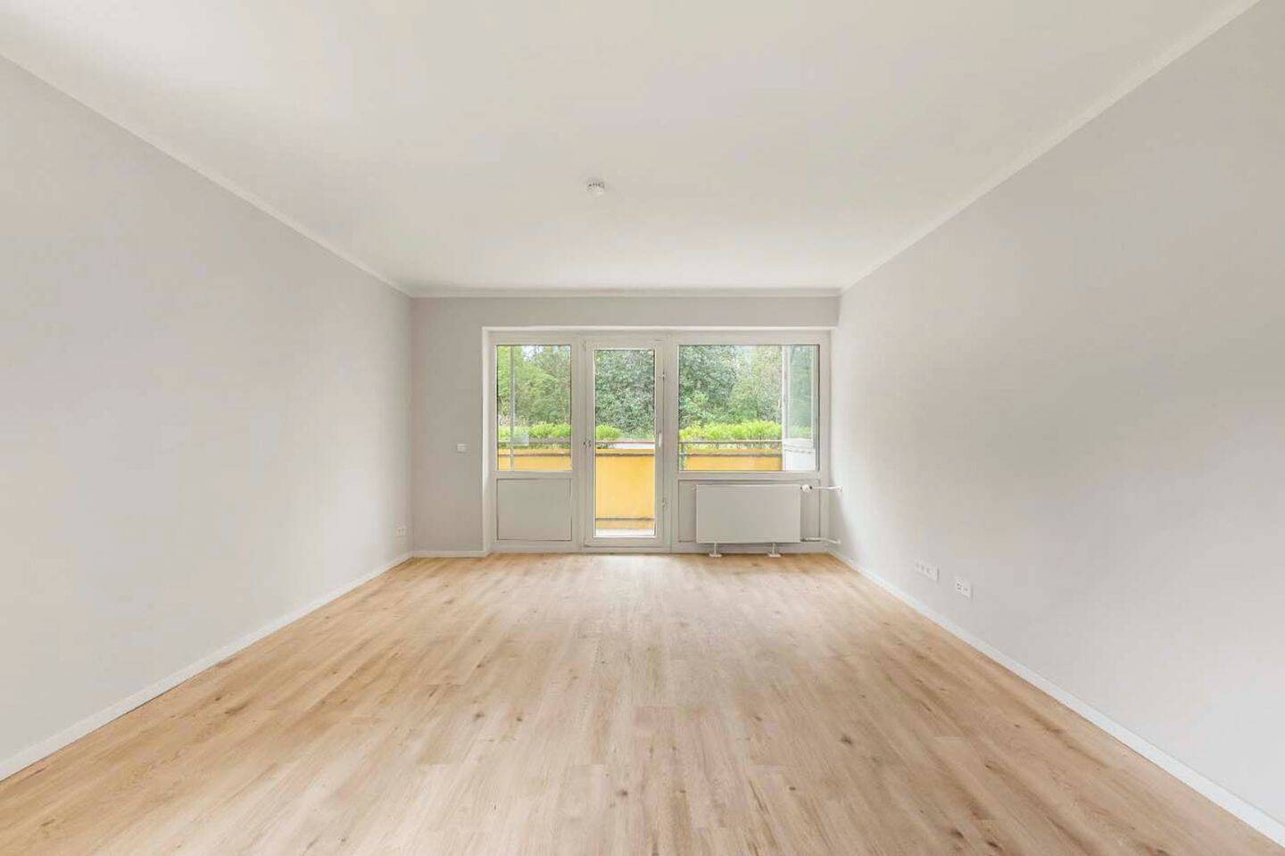 Erstbezug nach Sanierung – Bezugsfreie 3-Zimmer Wohnung in grüner Lage von Wuppertal, 42117 Wuppertal (Elberfeld)