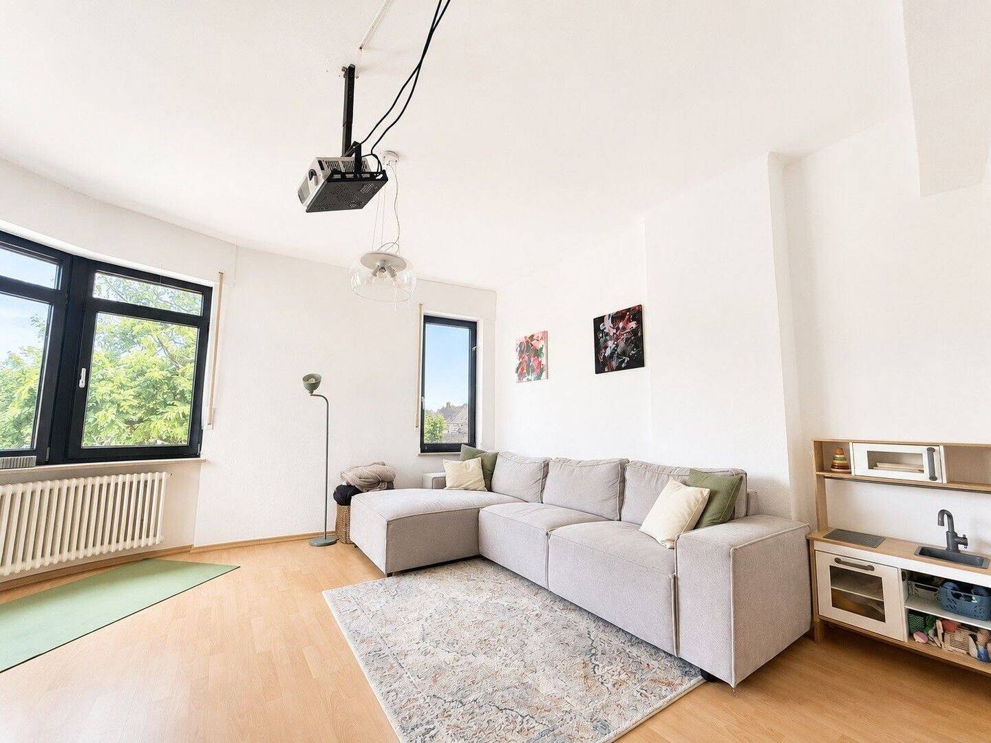 Charmante Altbauwohnung in Rheinlage von Krefeld-Uerdingen zu mieten!, 47829 Krefeld (Gartenstadt Uerdingen)