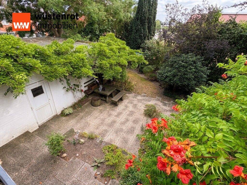 Großzügiges Einfamilienhaus mit besonderem Charme, viel Platz und idyllischem Garten, 49163 Bohmte