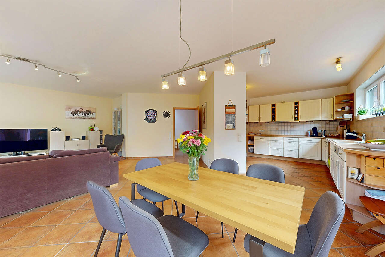 PHI AACHEN – Familienfreundliches Zuhause mit Garten, Garage und Wallbox in Hürtgenwald!, 52393 Hürtgenwald