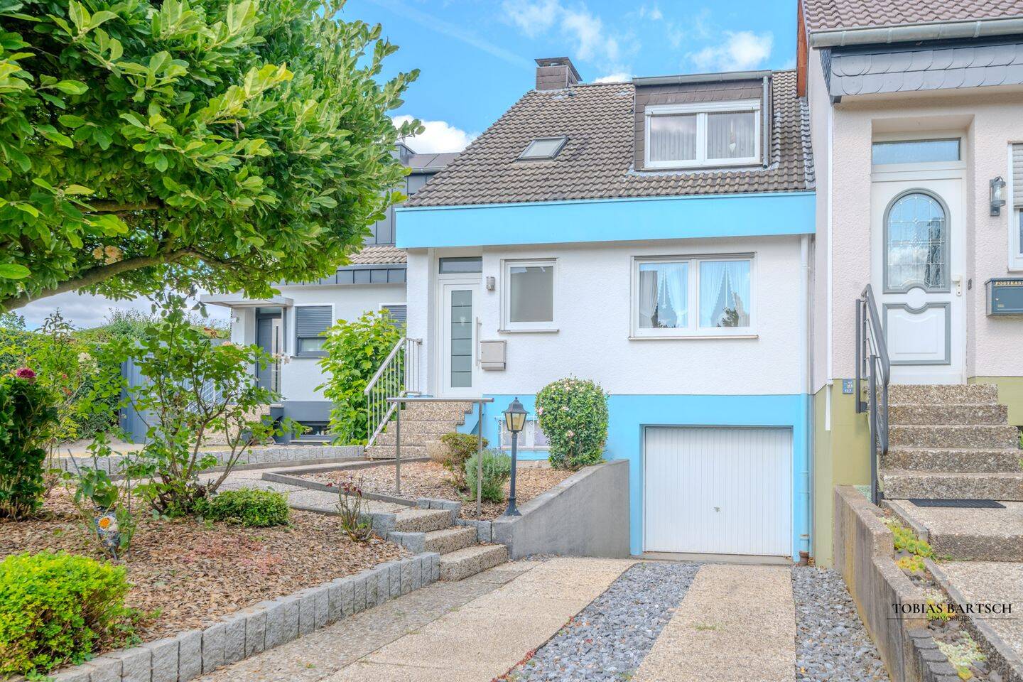 Familienfreundliches Reihenmittelhaus mit Garten, Kamin & Garage in Dortmund-Brechten, 44339 Dortmund