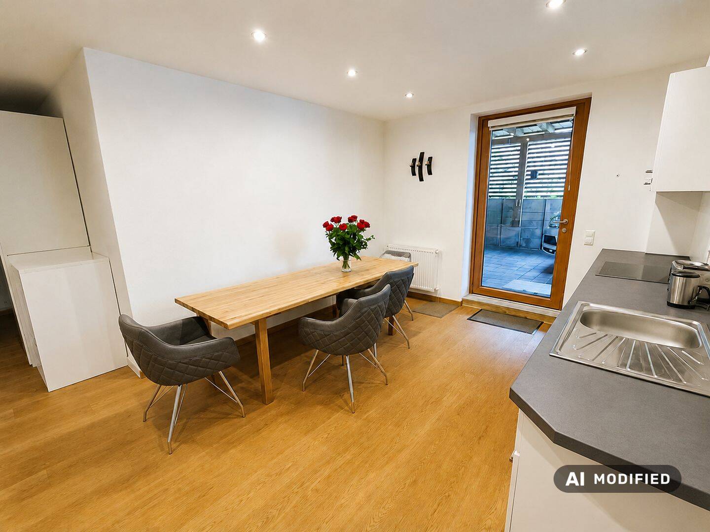 Bezugsfreie 2-Zimmer-Wohnung mit Terrasse, Einbauküche, Carport und Außenkamin, 94535 Eging a. See