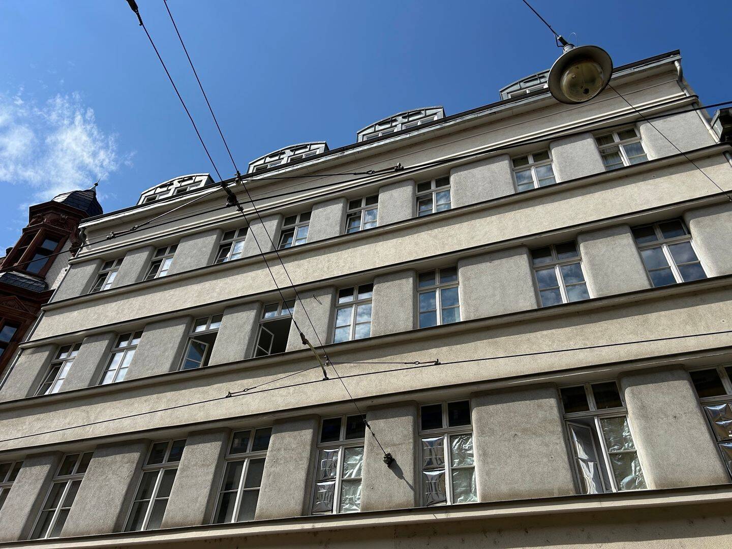 Gemütliche Singlewohnung mit Einbauküche inmitten der City!, 6108 Halle (Saale) (Altstadt Giebichenstein Innenstadt Paulusviertel Saaleaue)