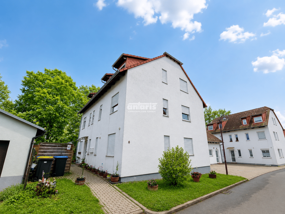antaris Immobilien GmbH **Attraktives DG: 3-Zi.-Wohnung mit solider Renditebasis**, 99100 Bienstädt