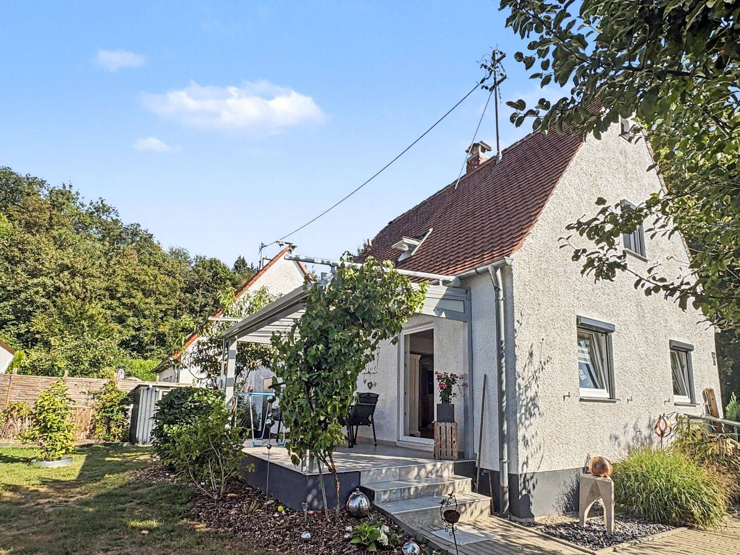 Schnuckeliges Einfamilienhaus in ruhiger Waldrandlage von Bobingen, 86399 Bobingen