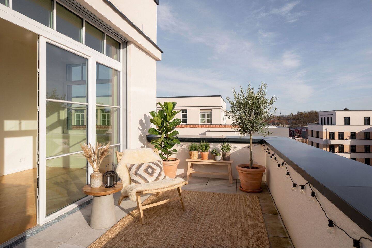 Exklusiver Neubau: Lichtdurchflutete 3 Zimmer-Wohnung mit Dachterrassen-Traum, 14469 Potsdam