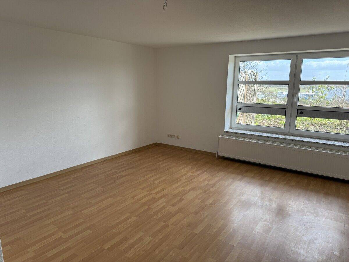 Modernisierte Wohnung mit Terrasse  – ruhige Lage, nur 45 km bis Hamburg, 21481 Lauenburg/Elbe