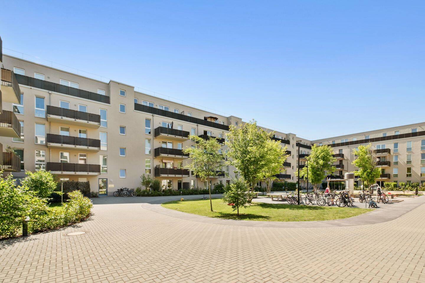 Einziehen und Wohlfühlen: Hochwertige 2-Zimmer-Wohnung, 13086 Berlin (Pankow Weißensee)