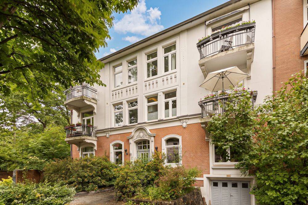 Exklusive kernsanierte Altbauwohnung mit Kamin, 2 Bädern und Premiumküche, 22043 Hamburg (Wandsbek Jenfeld Marienthal Tonndorf)