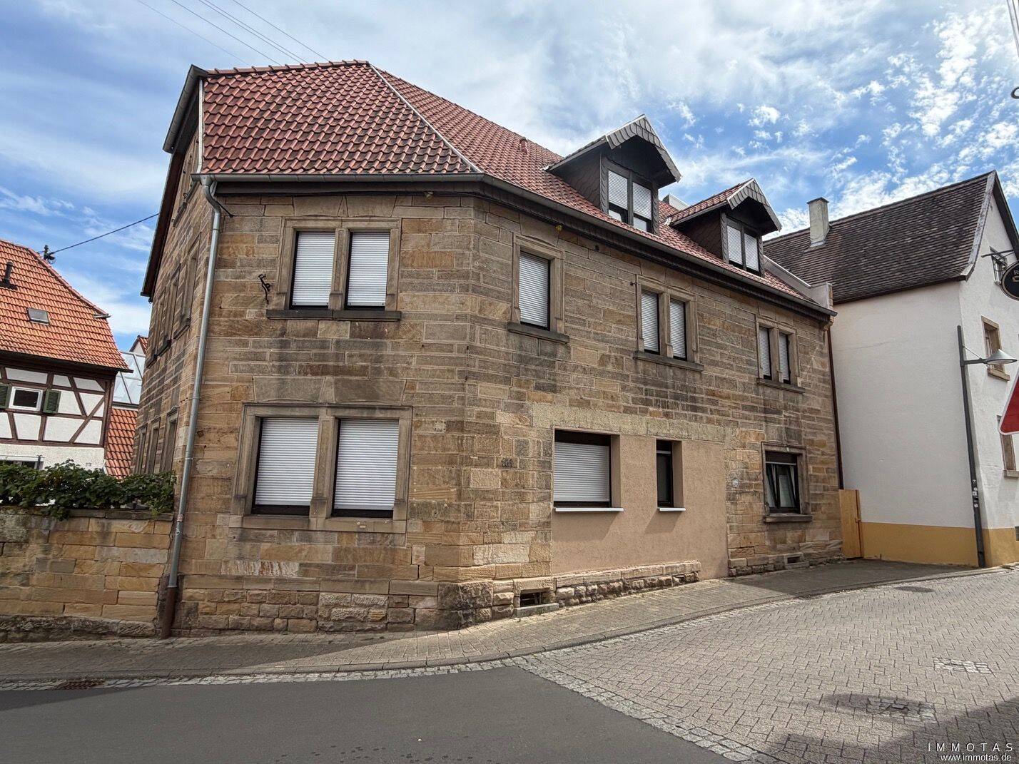 Nachmieter zum 01.10.2026 gesucht. Neuwertige 2-Zimmer-Wohnung in begehrter Lage von Neustadt-Haardt, 67433 Neustadt an der Weinstraße (Haardt Lachen-Speyerdorf Neustadt-Stadt)