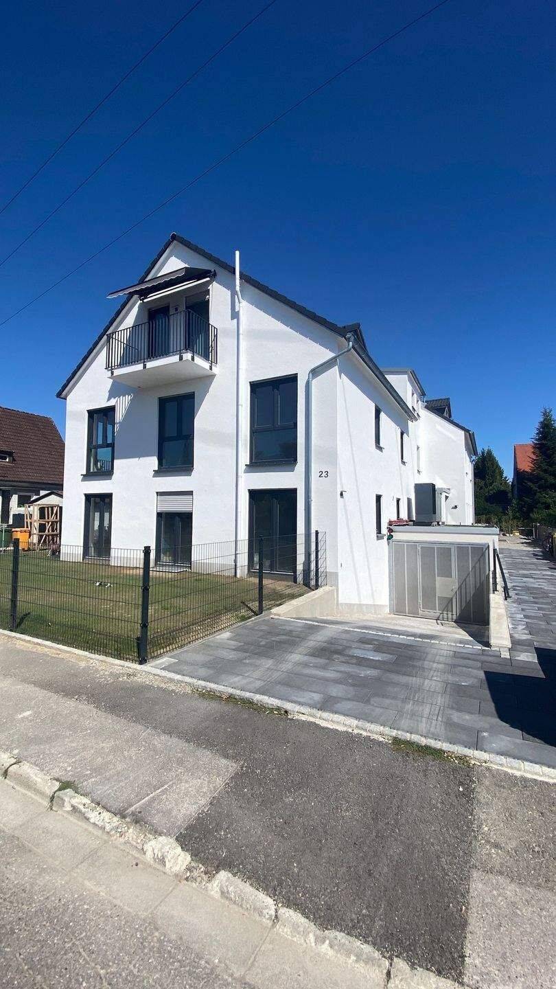 3 ZKB Neubau in Augsburg Haunstetten Mit Terrasse und Garten, 86179 Augsburg (Haunstetten Siebenbrunn)
