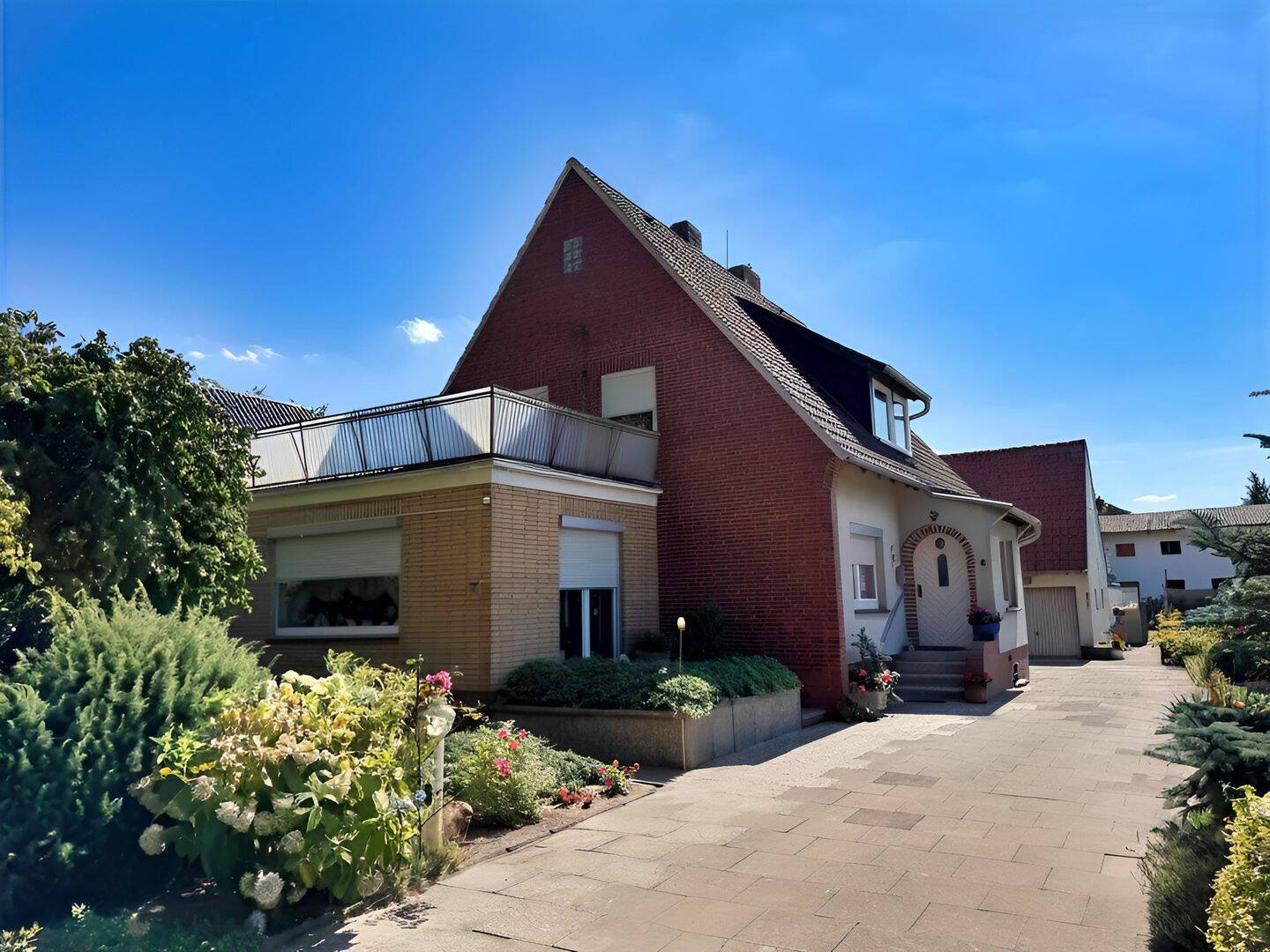 Ein-/Zweifamilienhaus in Stuhr, 28816 Stuhr