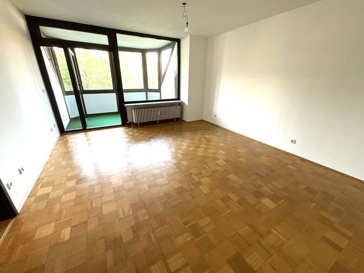Gut geschnittene 2-Zimmer-Wohnung in Nürnberg, 90459 Nürnberg