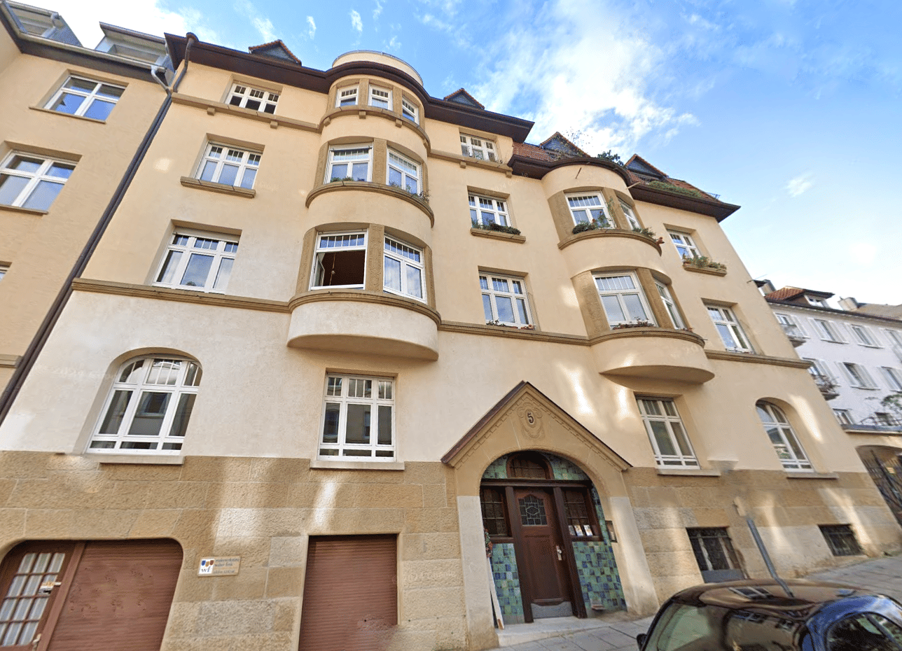 Stuttgart-West: Klassische 3,5-Zimmer-Altbauwohnung mit Potential, 70197 Stuttgart (West)