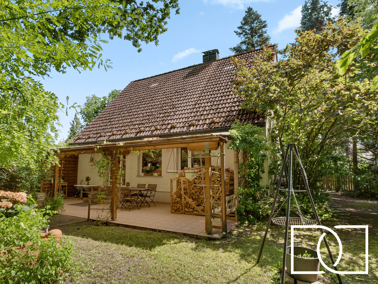 2006 Kernsaniert! Energieeffizientes Einfamilienhaus in familiärer Lage mit traumhaftem Grundstück, 90607 Rückersdorf