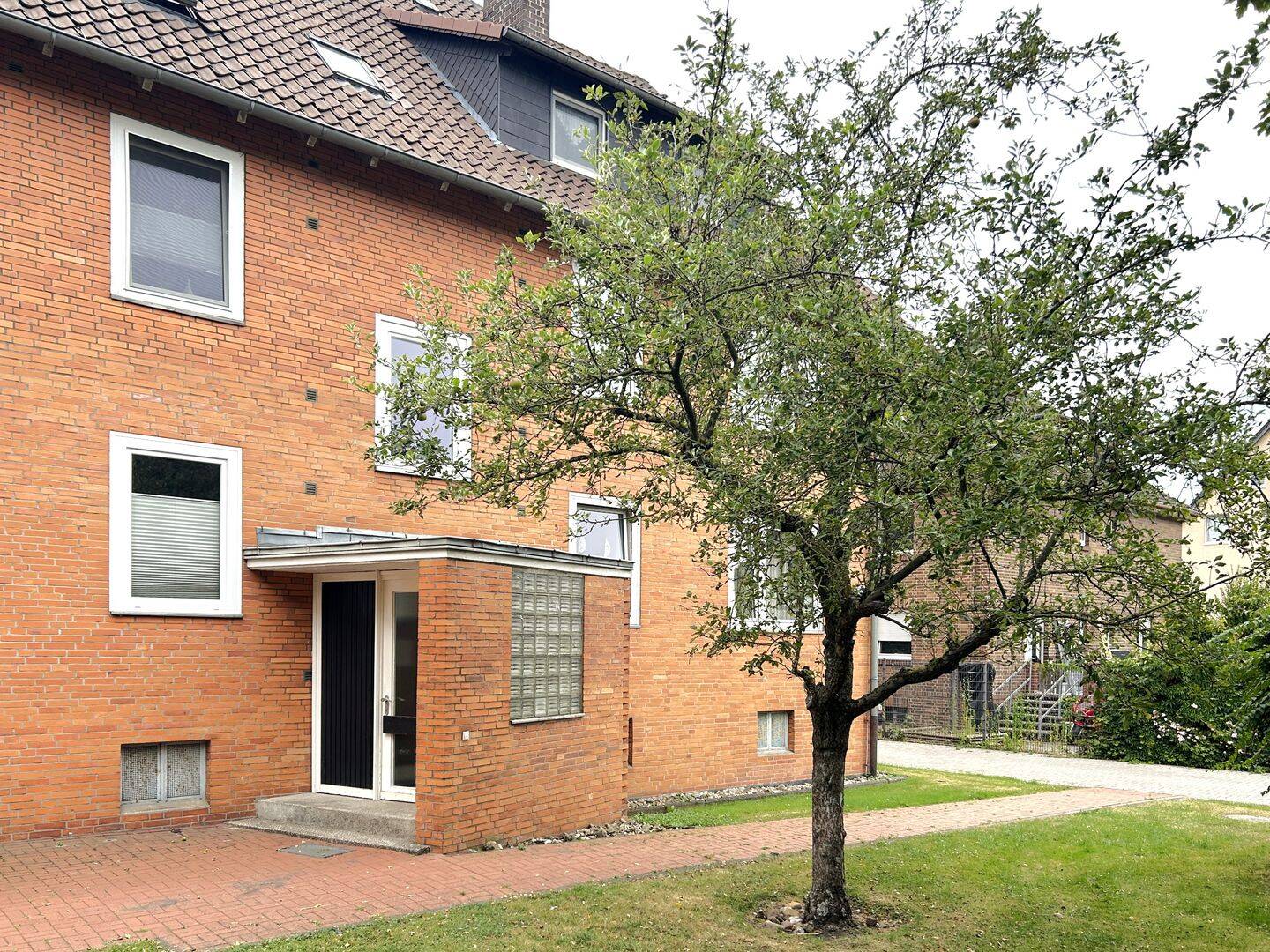 Im grünen Anderten | Renovierte 3 Zimmer-Balkonwohnung, 30559 Hannover