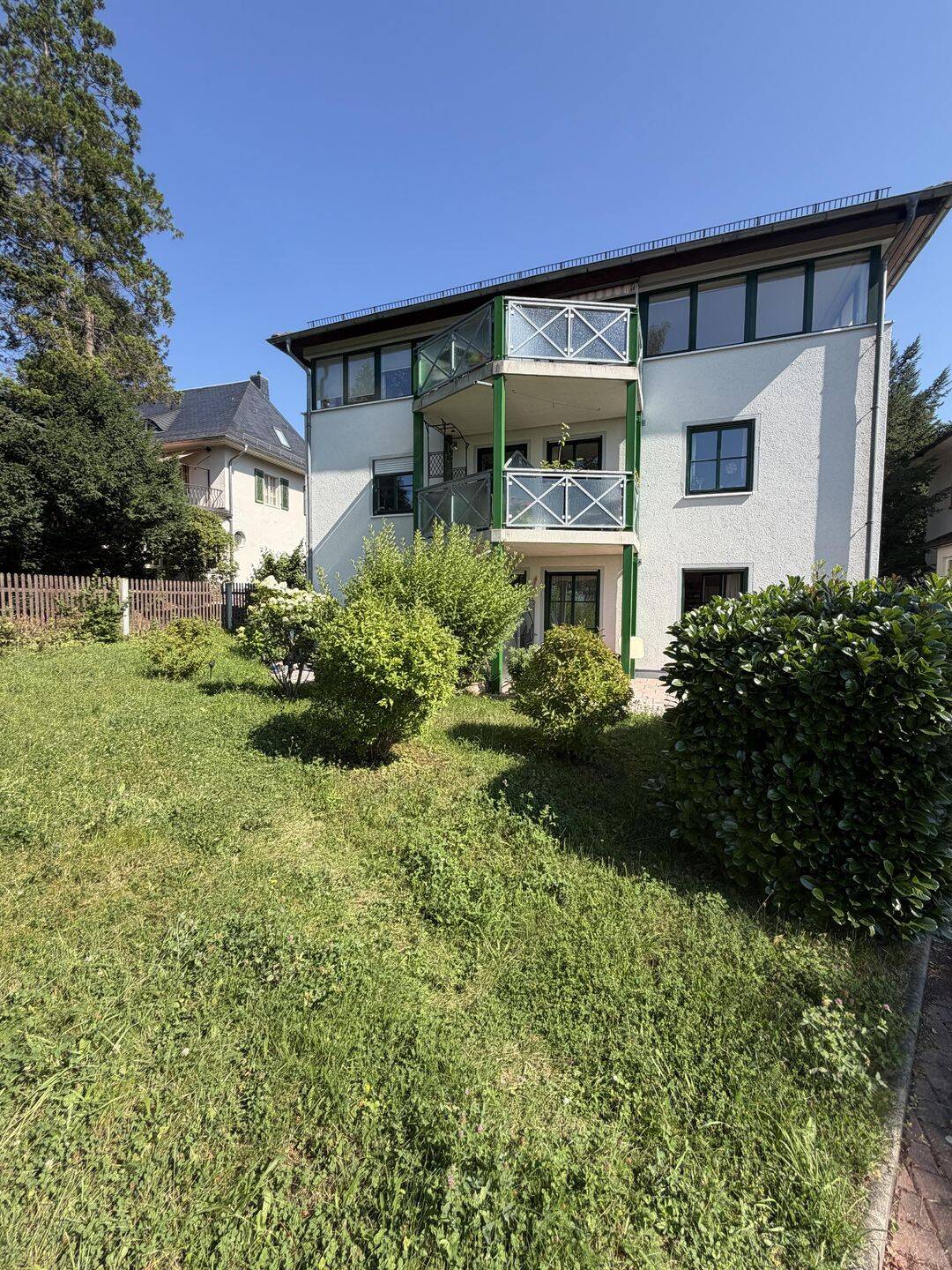 Viel Licht & viel Grün – gepflegte 2-Zimmer-Wohnung mit Balkon, 9114 Chemnitz (Borna-Heinersdorf Ebersdorf Furth Glösa-Draisdorf Schloßchemnitz)