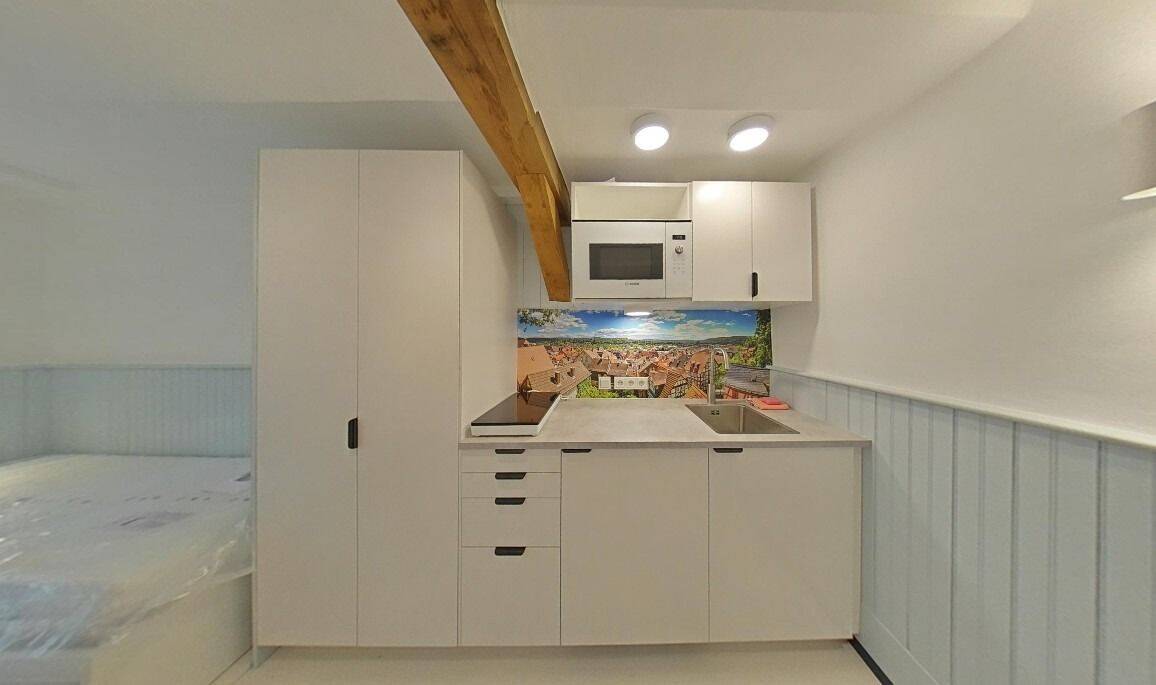 Einziehen, ankommen, wohlfühlen – vollmöbliertes saniertes Apartment im Herzen Marburgs (A22), 35037 Marburg