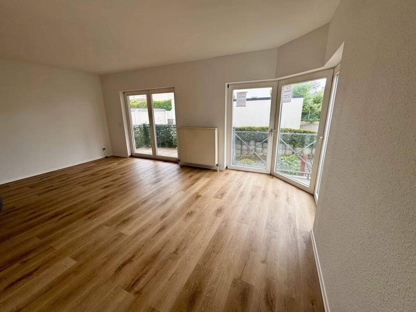 Renovierte Eigentumswohnung mit Balkon und Tiefgaragenstellplatz in zentraler Wohnlage von Limburg, 65549 Limburg a.d. Lahn
