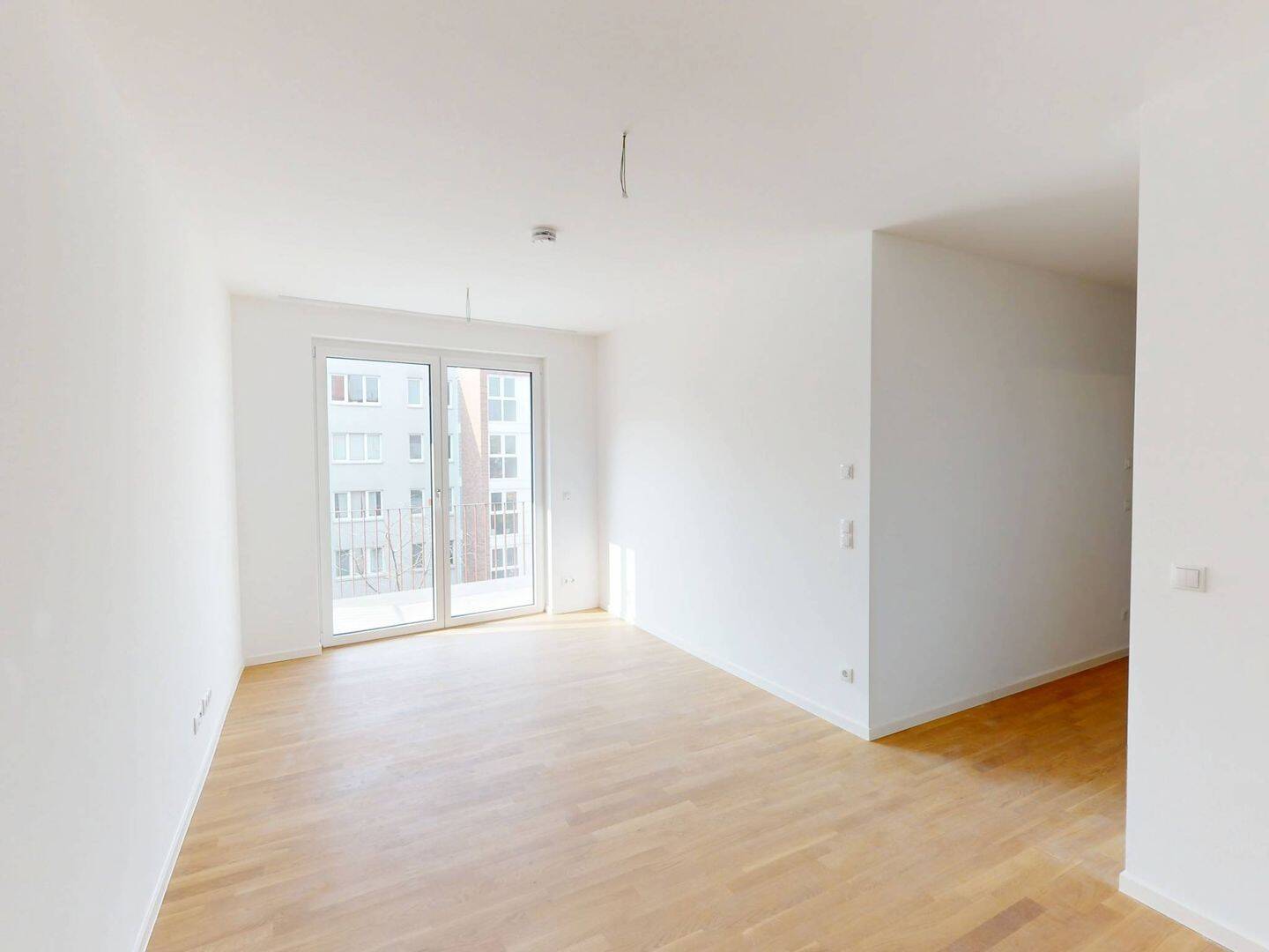 Große 2-Zimmer-Wohnung mit Balkon und Einbauküche im Neubauquartier ‚Ferdinands Garden‘, 13055 Berlin (Lichtenberg Hohenschönhausen Alt-Hohenschönhausen Hohenschönhausen)