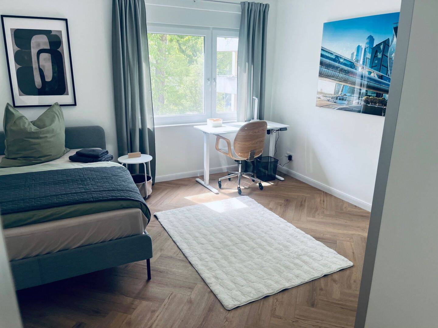 Wohnen auf Zeit in Frankfurt Westend – Möbliertes WG-Zimmer, 60325 Frankfurt am Main (Bockenheim Gallus Westend-Süd)