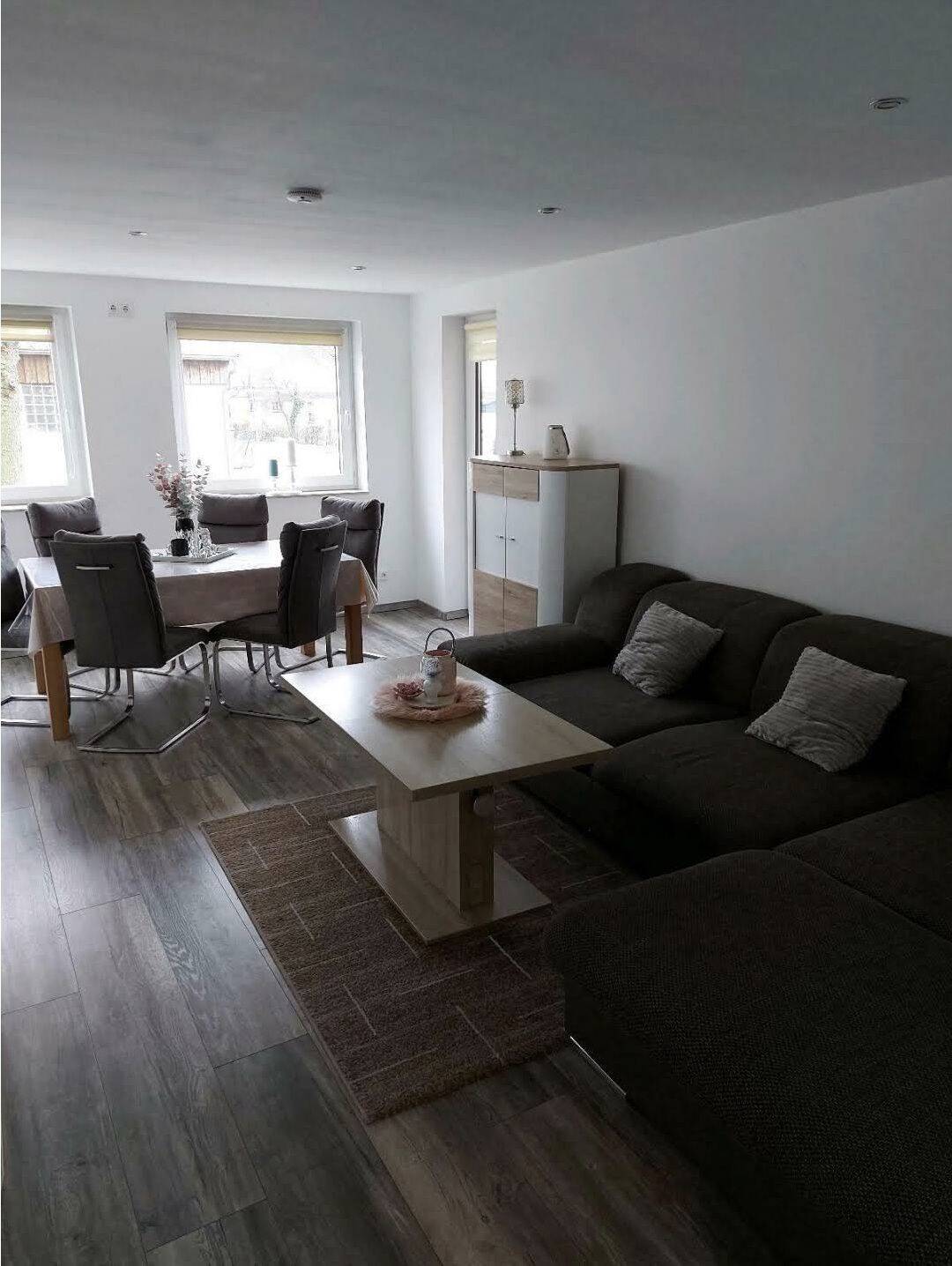 Attraktive 4,5-Zimmer-Erdgeschosswohnung in direkter Nähe zum Main., 63814 Mainaschaff