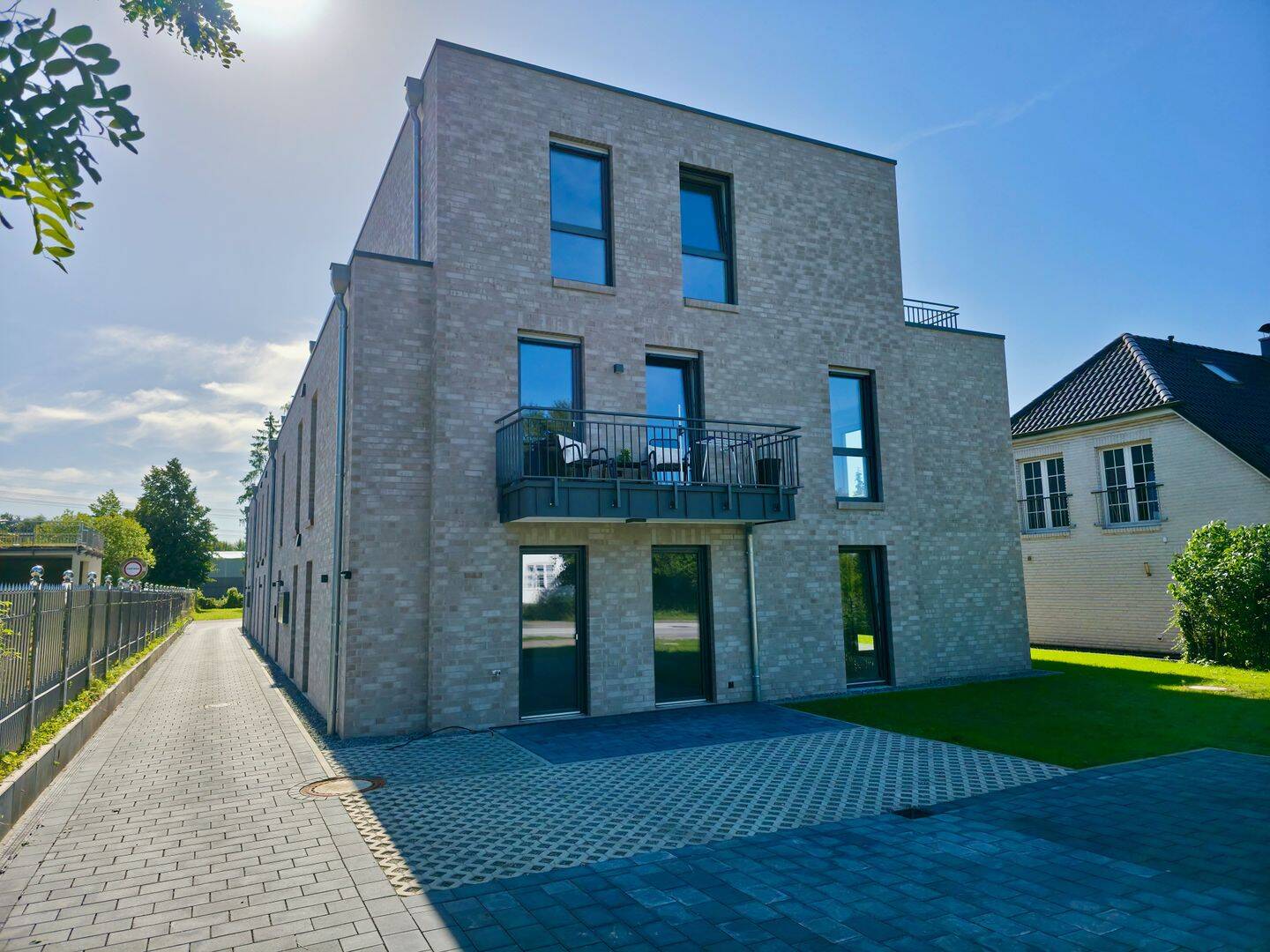 Perfekt für Paare: Moderne 3 Zimmer ETW mit direkt in Schnelsen, 22457 Hamburg (Eimsbüttel Eidelstedt Niendorf Schnelsen)