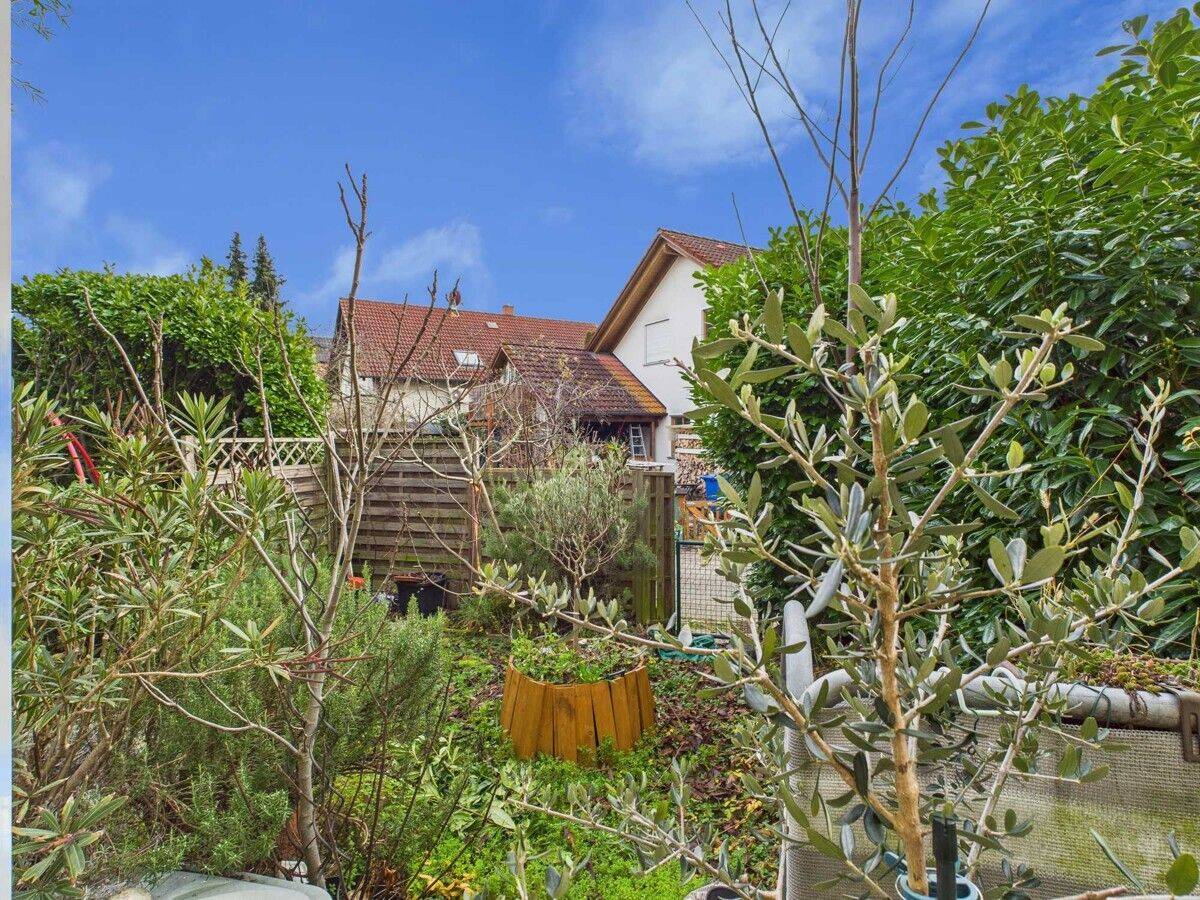 Schöne helle Wohnung  mit Garten | Untergrombach, 76646 Bruchsal