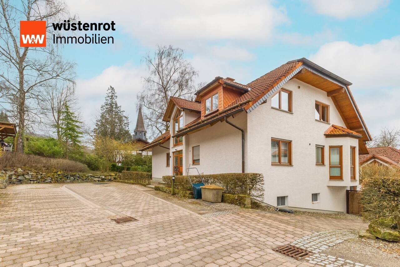 +++ Schöne Wohnung mit Südwest-Balkon und Außenstellplatz in Villenkolonie Wilhelmshöhe Herkules +++, 34131 Kassel (Bad Wilhelmshöhe Brasselsberg Kirchditmold)