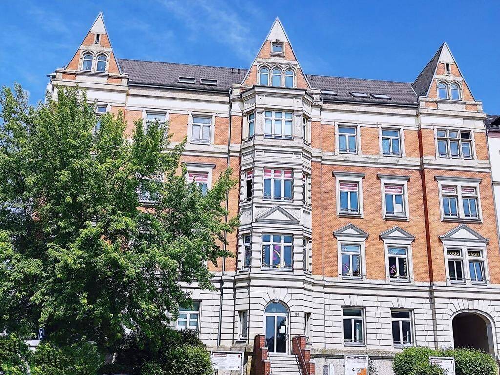 Schnuckelige Dachgeschosswohnung mit Badewanne, 9126 Chemnitz (Altchemnitz Bernsdorf Gablenz Lutherviertel Sonnenberg)