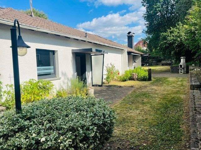 Einfamilienhaus mit Traumgrundstück: Viel Platz, viel Potenzial und ein Garten zum Verlieben!, 58675 Hemer