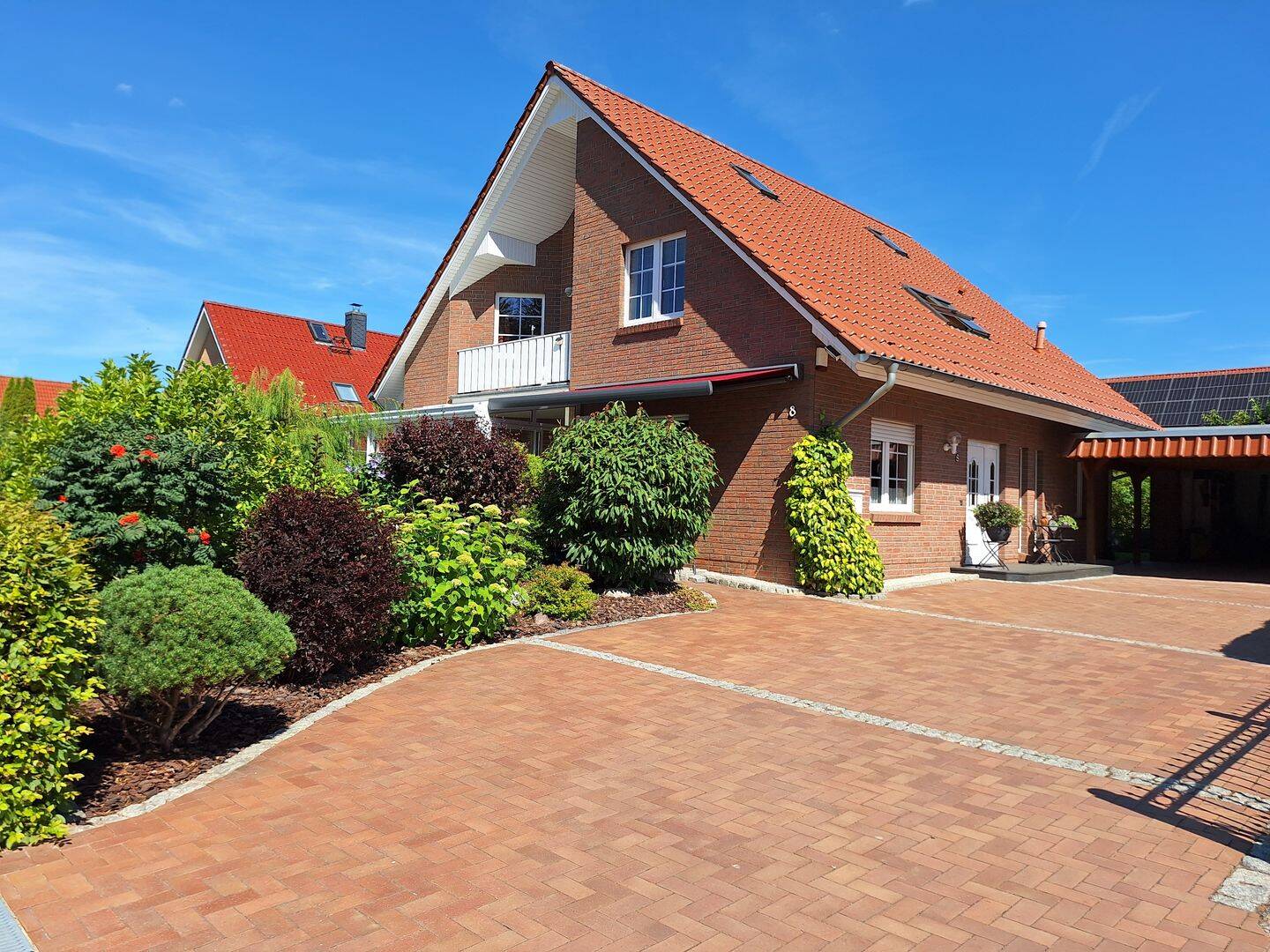Wasser- und waldnah – großzügiges Einfamilienhaus mit Garage und Carport in Greifswald-Eldena, 17493 Greifswald