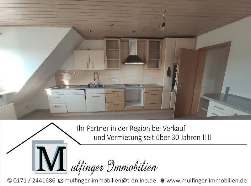 Große Maisonette mit Klimaanlagen (aktuell in 2 Wohnungen unterteilt) mit 2 Balkonen, 2 Einbauküchen und 2 Stellplätzen, 91353 Hausen
