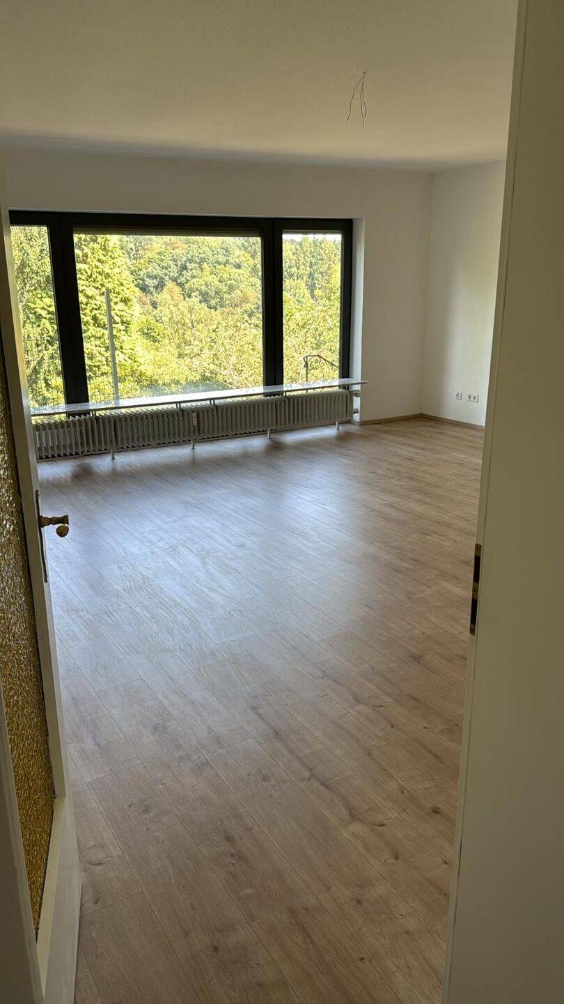 Nachmieter gesucht für eine 4-Zimmerwohnung mit eigenem Garten, 63872 Heimbuchenthal