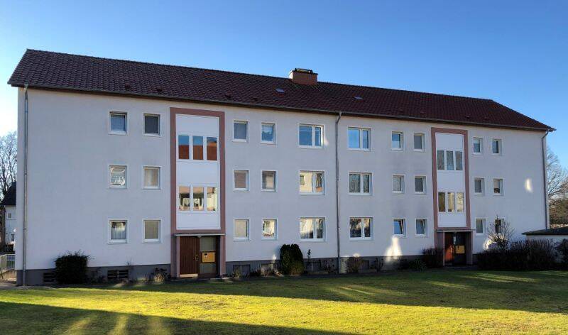 Gemütliche 3-Zimmer-Wohnung mit Loggia, 33719 Bielefeld (Brönninghausen Heepen Oldentrup)