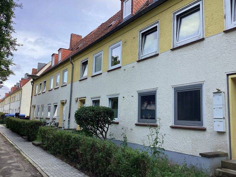 So macht wohnen Spaß: interessante 2-Zimmer-Single-Wohnung und sofort anmietbar!, 23564 Lübeck (Sankt Gertrud Sankt Jürgen)