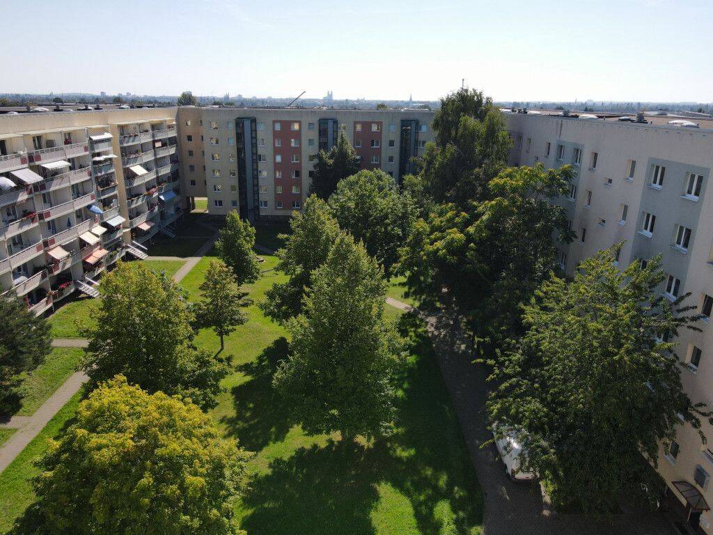 Erstbezug nach  Sanierung schöne 2.-Raum Whg. mit Balkon, 39130 Magdeburg (Alt Olvenstedt Großer Silberberg Neu Olvenstedt)