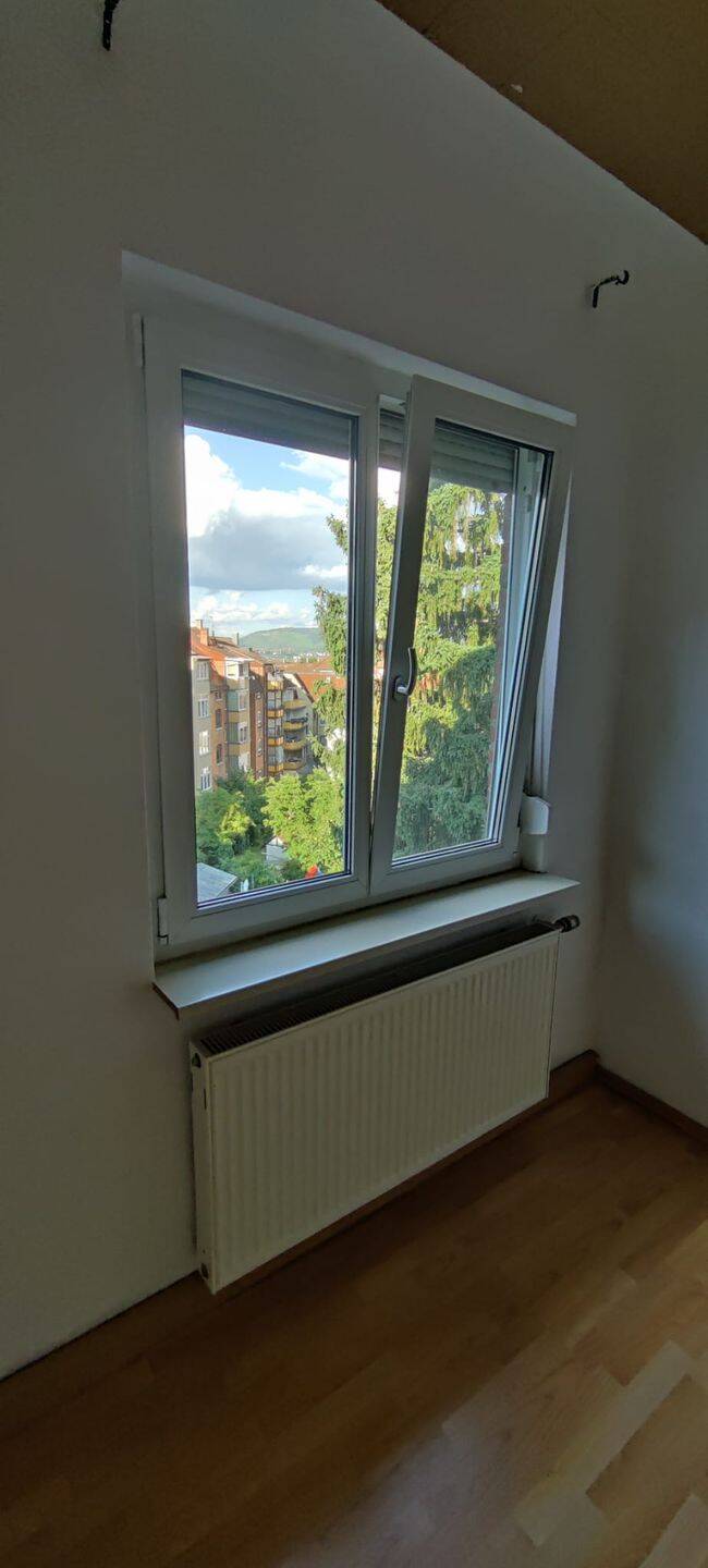 3 Zimmer Helle WG Wohnung – 1 Jahr befristet, 70186 Stuttgart (Ost)