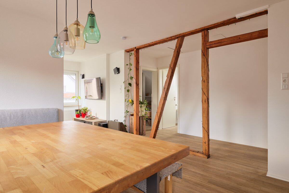 Einziehen, ankommen, wohlfühlen. Sanierte Wohnung mit zwei Stellplätzen, 73635 Rudersberg