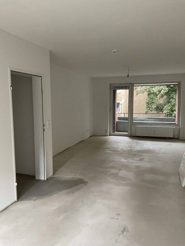 Sofort verfügbar für 4 Personen mit WBS/Dringlichkeitsschein 91 m²! Eigene Fußbodenverlegung!, 22049 Hamburg (Wandsbek Dulsberg)