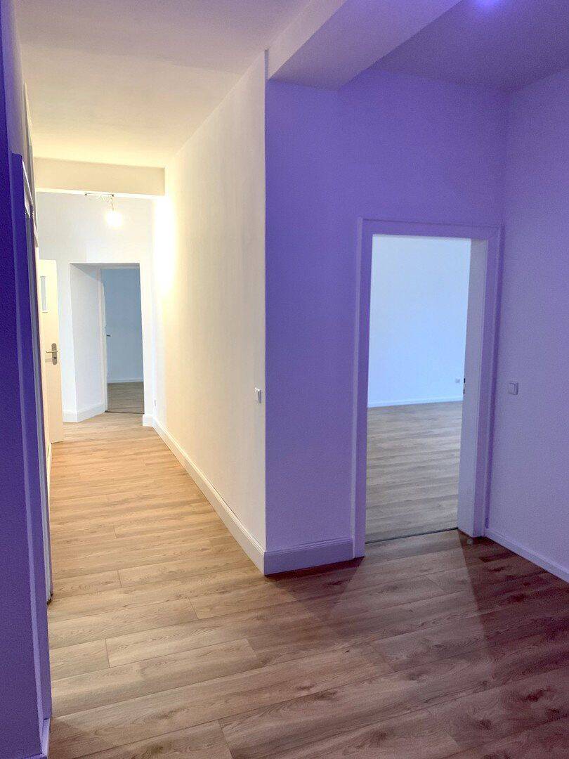 Kernsanierte 99 qm Wohnung mit Einbauküche zum Erstbezug inkl. neuer Einbauküche, 40239 Düsseldorf (Düsseltal Mörsenbroich)